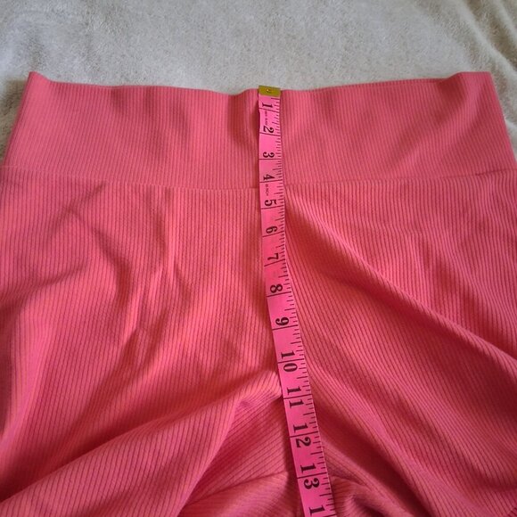 Adidas Women's Size XL Coral Orange Ribbed Athletic Stretch Biker Shorts - Picture 12 of 13